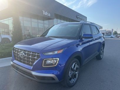 New 2025 Hyundai Venue SEL