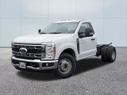 New 2026 Ford F350 XL w/ XL Chrome Package