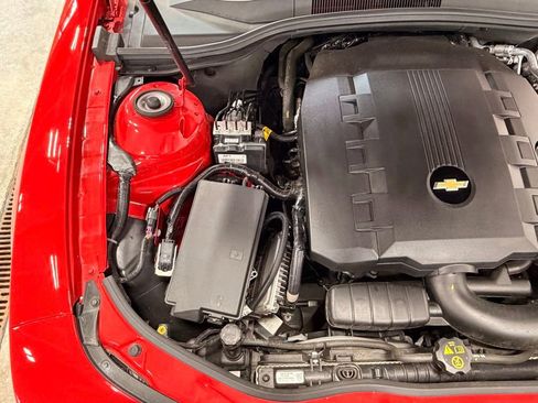 Used 2014 Chevrolet Camaro LS RWD image 32