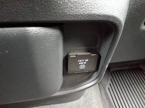 Certified 2022 RAM 1500 Laramie image 25