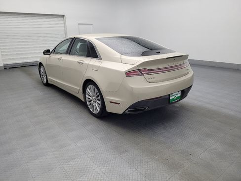 Used 2016 Lincoln MKZ image 5