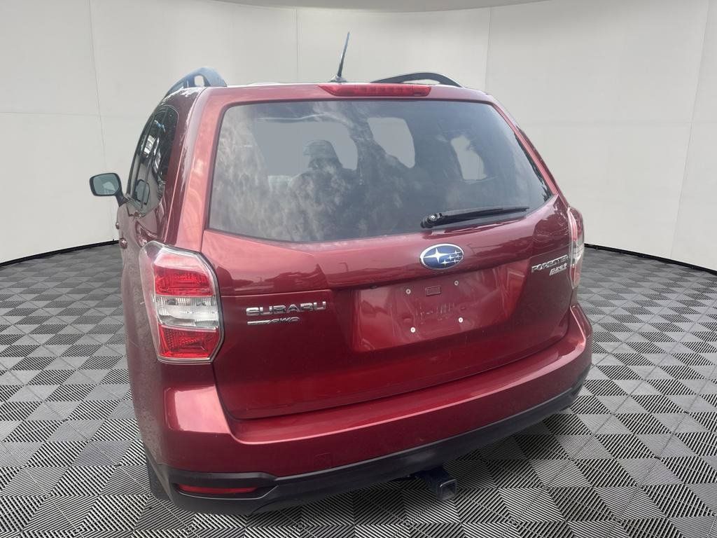 Used 2015 Subaru Forester 2.5i Premium w/ All-Weather Package AWD/4WD image 16