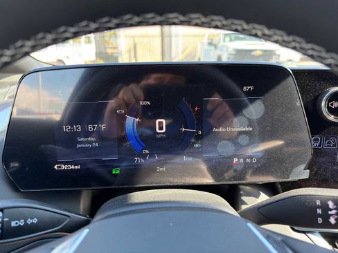 New 2026 Chevrolet Equinox EV LT image 29