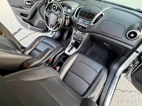 Used 2016 Chevrolet Trax LTZ AWD/4WD image 35