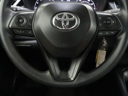 Used 2025 Toyota Corolla SE FWD image 21