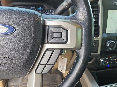 Used 2021 Ford F250 Lariat w/ Chrome Package image 16