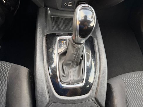 Used 2020 Nissan Rogue Sport S w/ Appearance Package FWD image 23