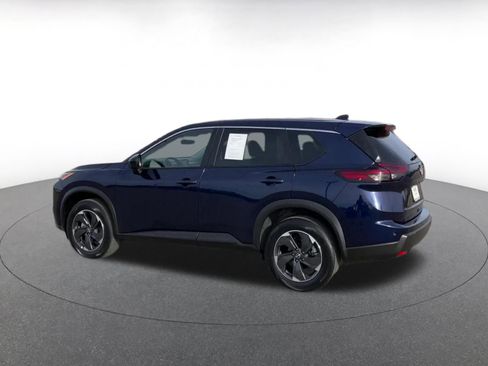 Used 2025 Nissan Rogue SV image 10