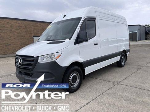 Used 2025 Mercedes-Benz Sprinter 2500 image 1