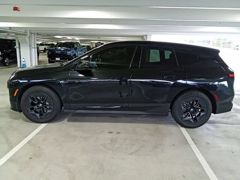 Used 2024 BMW iX xDrive50 AWD/4WD image 8