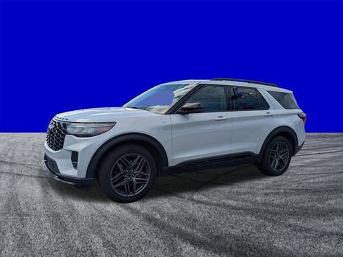 Certified 2026 Ford Explorer ST-Line w/ ST-Line Street Pack RWD image 8