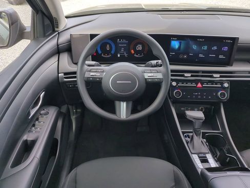 New 2026 Hyundai Tucson SEL image 18