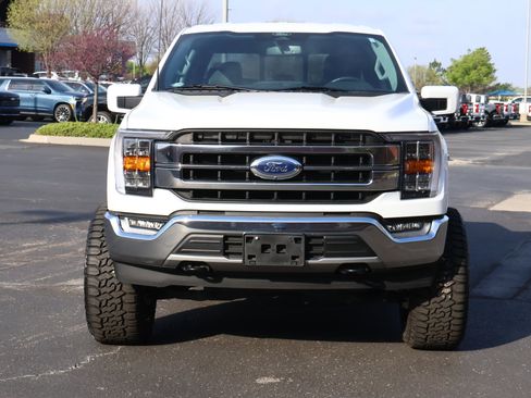 Used 2022 Ford F150 Lariat w/ Trailer Tow Package image 28