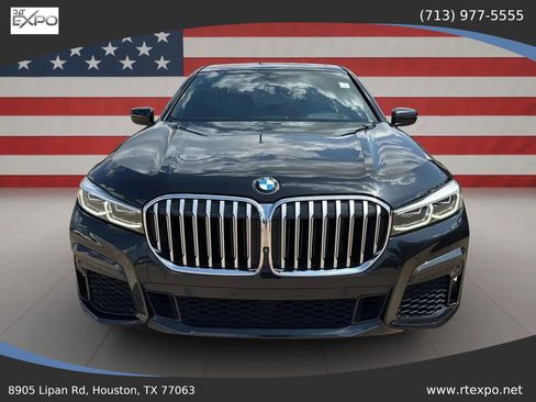 Used 2020 BMW 750i xDrive w/ Executive Package image 3