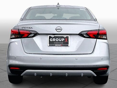 New 2025 Nissan Versa SV image 4