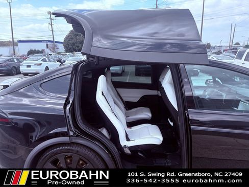 Used 2022 Tesla Model X Plaid AWD/4WD image 17