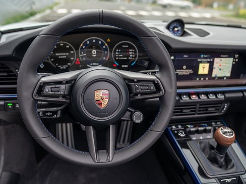 New 2026 Porsche 911 Carrera T image 16