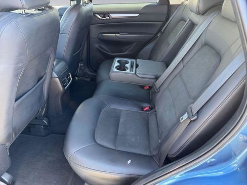 Used 2017 MAZDA CX-5 Touring image 11