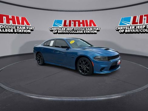 Used 2023 Dodge Charger R/T w/ Blacktop Package RWD image 2