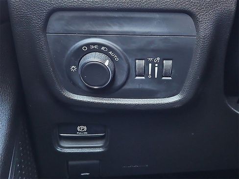 Certified 2024 Jeep Grand Cherokee L Laredo w/ Luxury Tech Group I image 24