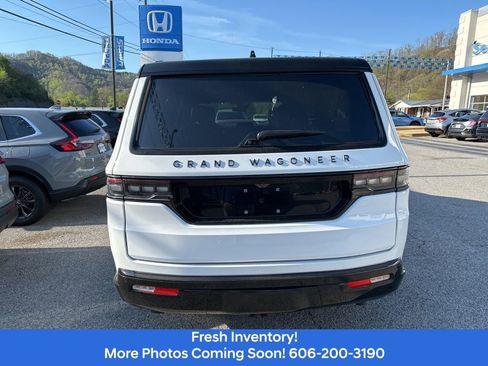 Used 2024 Jeep Grand Wagoneer L Series II w/ Quick Order Packagew 28T image 3