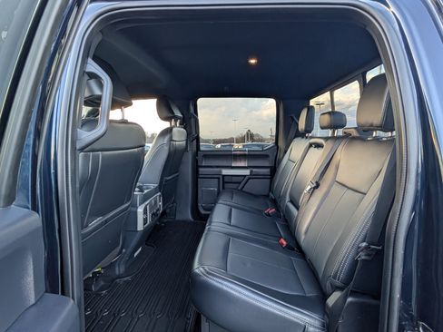 Used 2022 Ford F250 Lariat w/ Black Appearance Package image 14