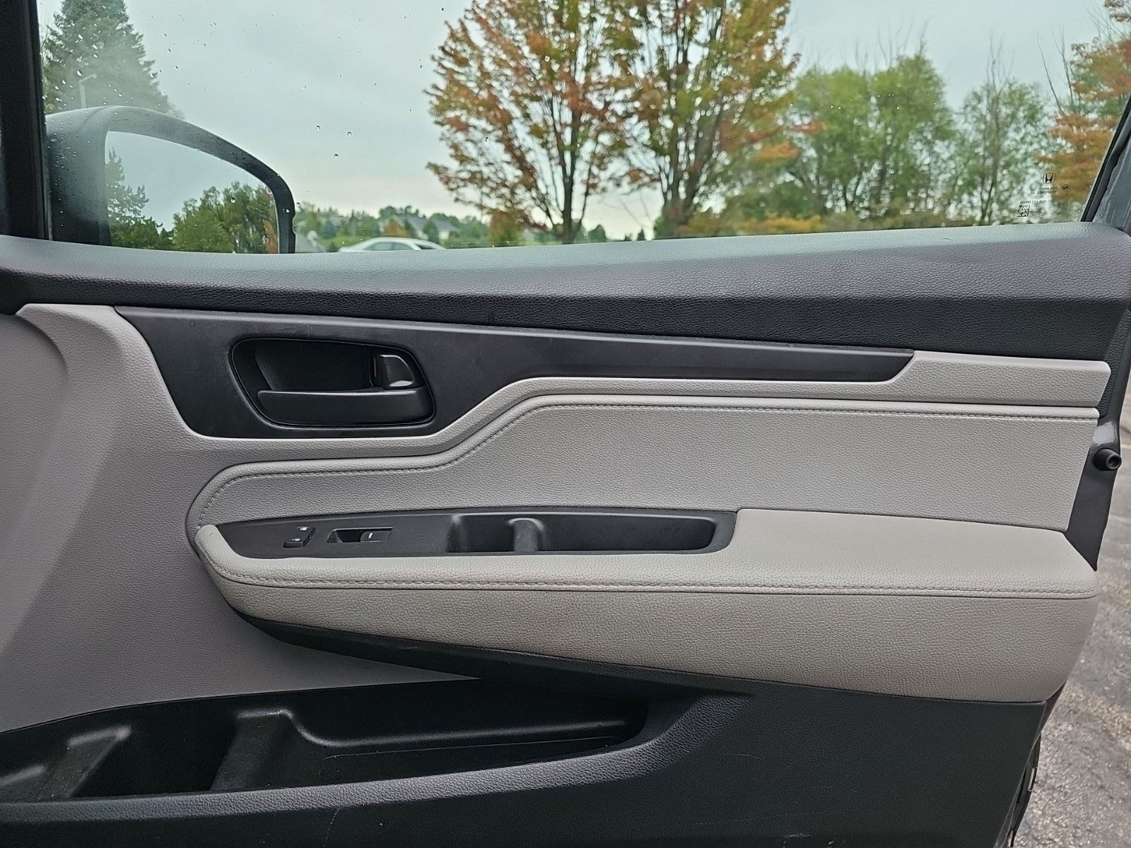 Used 2018 Honda Odyssey EX-L image 14