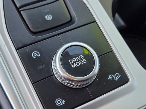 Certified 2024 Ford Explorer XLT w/ Equipment Group 202A image 35