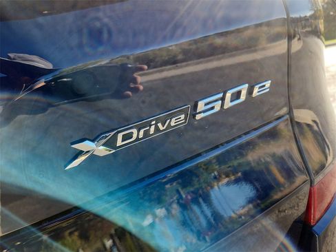 New 2026 BMW X5 xDrive50e w/ Executive Package image 8