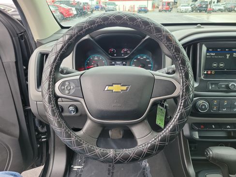 Used 2019 Chevrolet Colorado W/T w/ WT Convenience Package AWD/4WD image 21