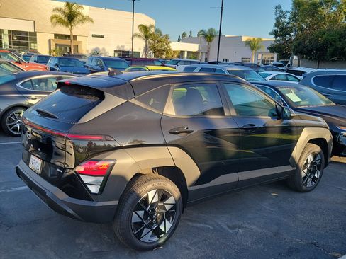 Used 2025 Hyundai Kona SEL AWD/4WD image 4