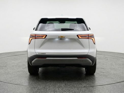 Used 2025 Chevrolet Equinox LT image 7