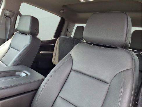 Used 2024 GMC Sierra 1500 SLT image 14