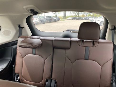 Used 2024 Honda Pilot Elite image 17