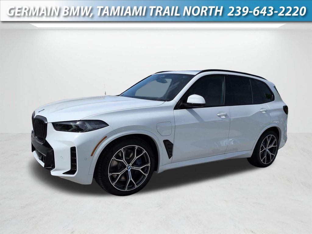New 2026 BMW X5 xDrive50e w/ M Sport Package AWD/4WD image 1