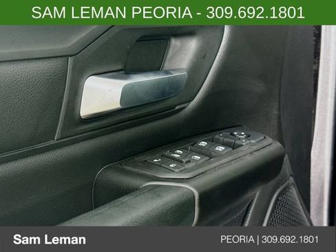New 2026 RAM 1500 Express AWD/4WD image 17