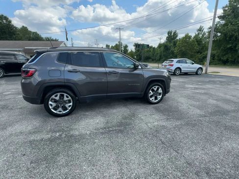 Used 2022 Jeep Compass Limited AWD/4WD image 4