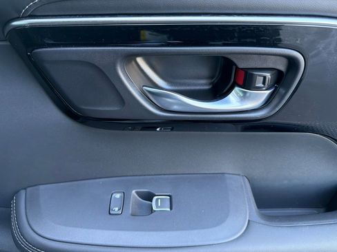 Certified 2025 Acura ADX AWD image 22