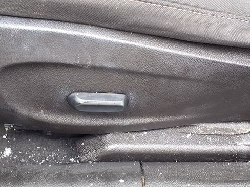 Used 2016 Chevrolet Cruze LT image 4