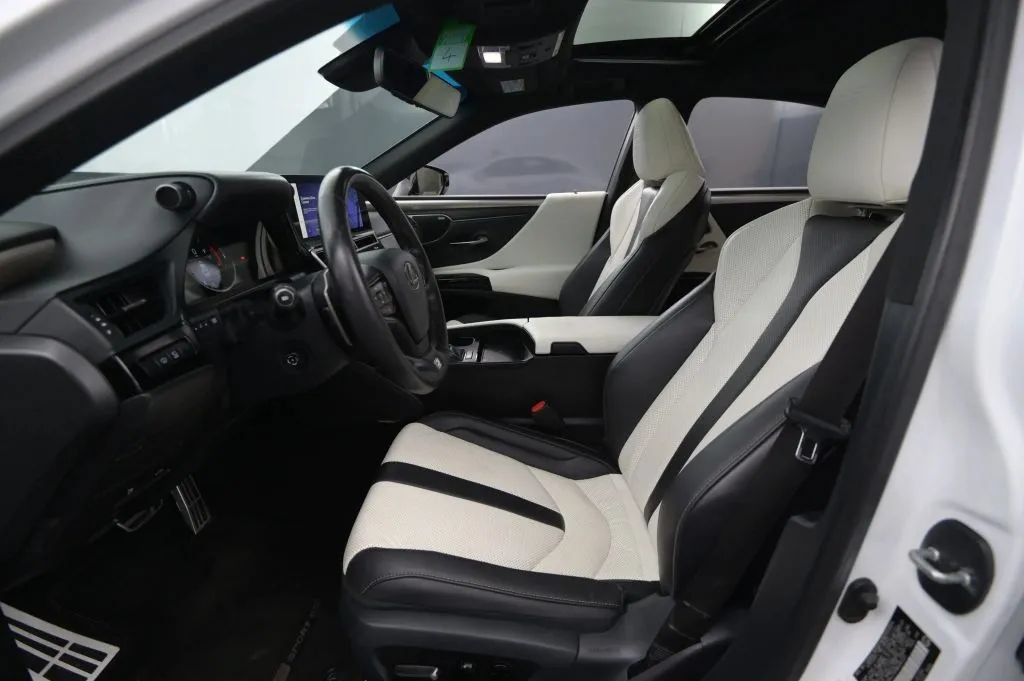 Used 2024 Lexus ES 350 F Sport w/ Accessory Package (Z2) FWD image 38