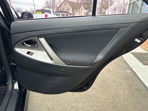 Used 2011 Toyota Camry SE w/ SE Extra-Value Pkg #1 image 17