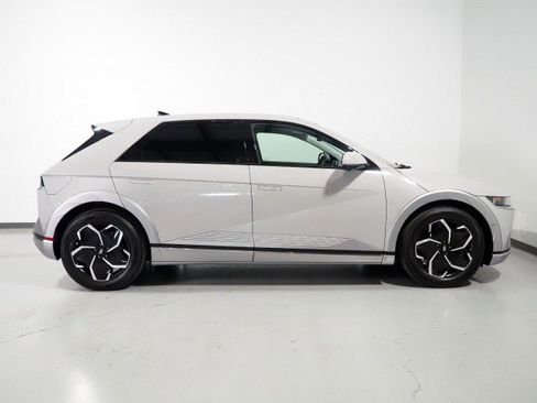Used 2024 Hyundai Ioniq 5 Limited RWD image 5