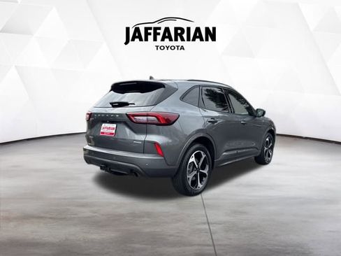 Used 2023 Ford Escape ST-Line Elite w/ Premium Technology Package image 5