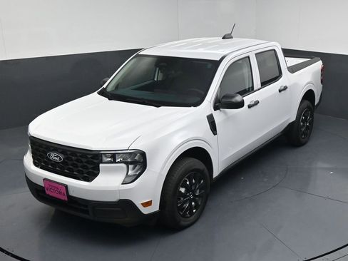 Used 2025 Ford Maverick XL FWD image 15