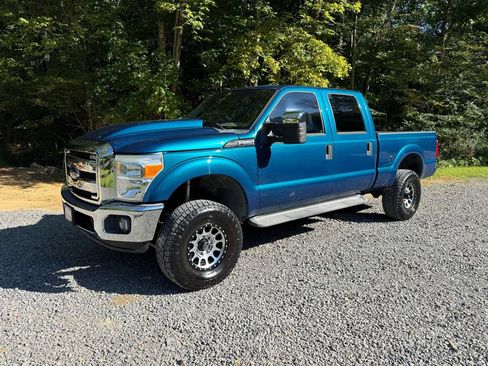 Used 2002 Ford F250 Lariat AWD/4WD image 1