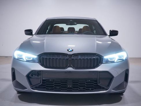 Used 2026 BMW 330i Sedan w/ M Sport Package RWD image 4