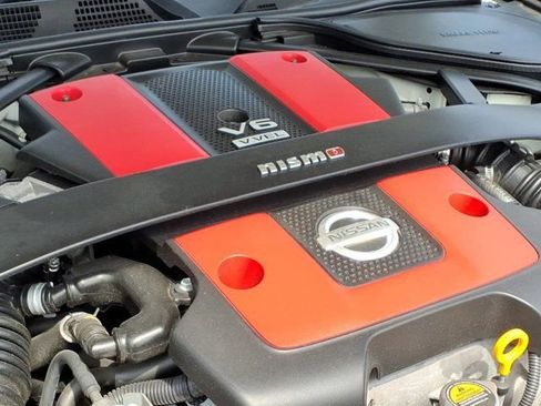 Used 2015 Nissan 370Z NISMO RWD image 28