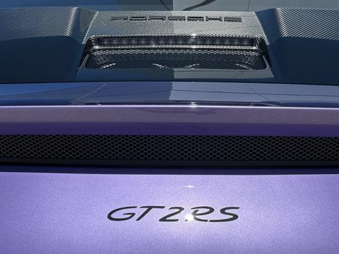 Certified 2018 Porsche 911 GT2 RS RWD image 37