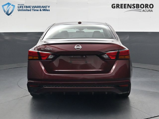 Used 2025 Nissan Altima 2.5 SV FWD image 6