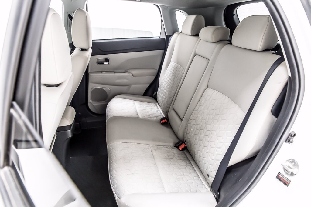 Used 2020 Mitsubishi Outlander Sport ES FWD image 30